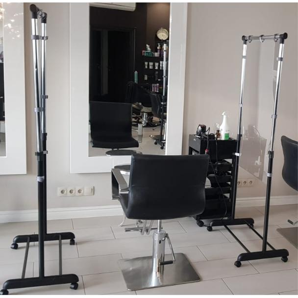 Mobilny stojak działowy z plexi